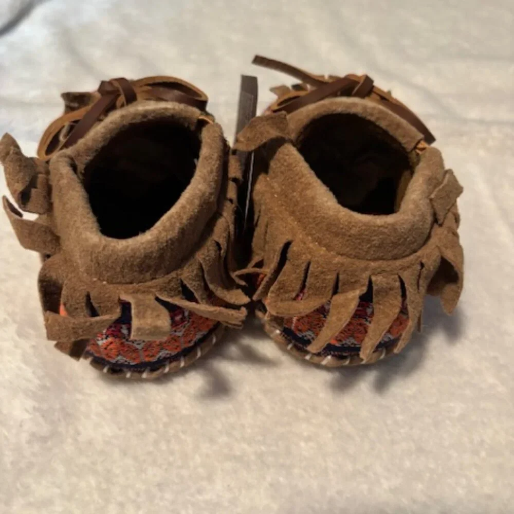 Lamo Baby Fringe Moc Chestnut XL Footwear